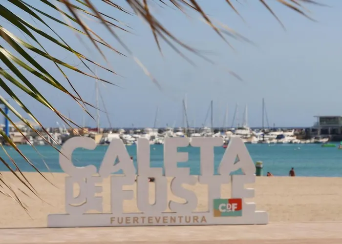 Private Heated Pool Vila